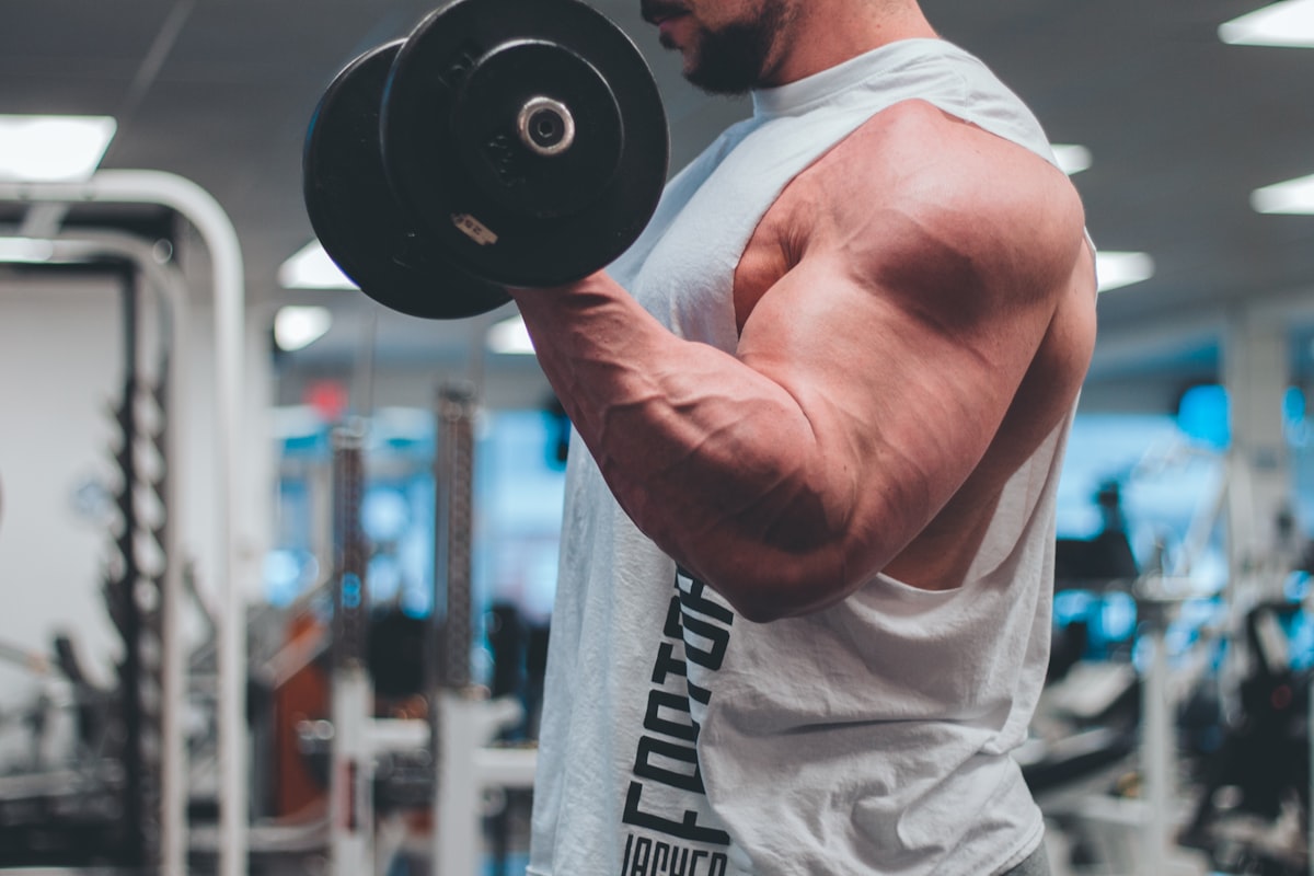 Premium supplement formulations for men's fitness